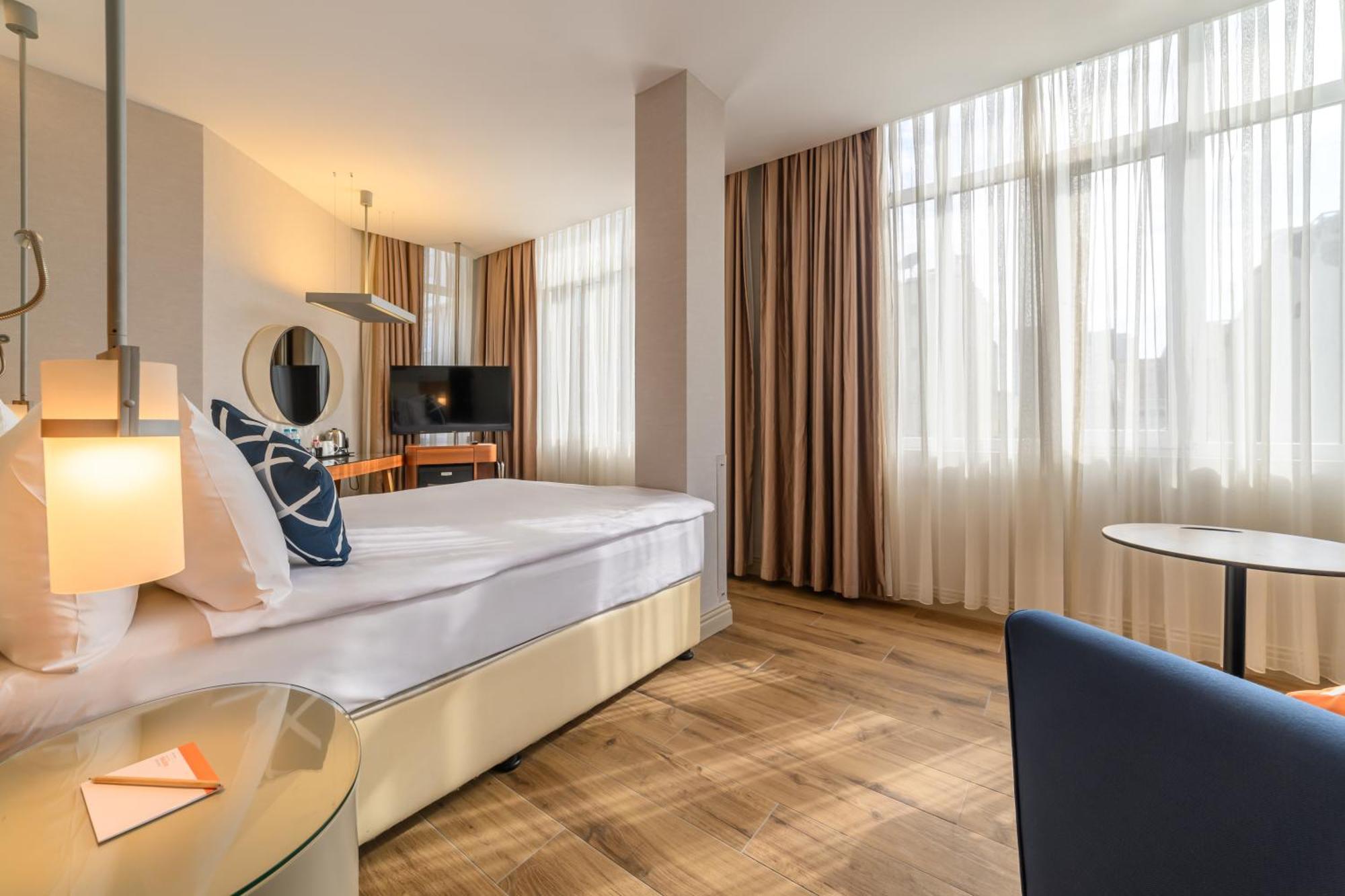 Four Points Flex By Sheraton Istanbul Taksim Square Exterior foto